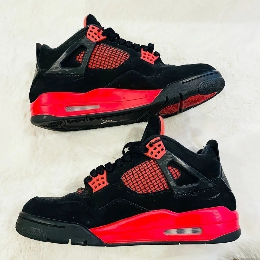 Air Jordan 4 Retro Red Thunder Black Athletic Basketball Sneakers Men Size 10.5